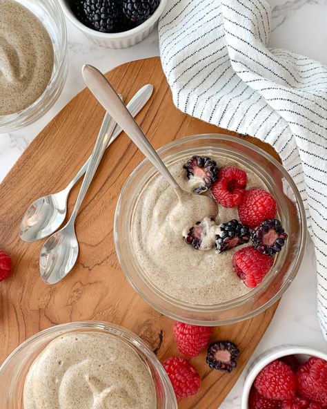 EASY Blended Chia Pudding (Silky Smooth & Vegan) Blended Chia Pudding Recipes, Easy Vegan Chia Pudding, Blended Chia Pudding, Silken Tofu Chia Pudding, Cashew Milk Chia Pudding, Chia Pudding Vegan, Chia Flax Hemp Pudding, Chia Pudding Recipes, Chia Pudding