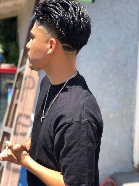 Fade Haircut Slick Back, Men Haircut With Fade, Mexican Guys Haircut, Men Haircut Styles Slick Back, Edgar Slick Back, Mexican Slick Back Hair, Slick Back Drop Fade, Guys With Slicked Back Hair, Latino Slick Back