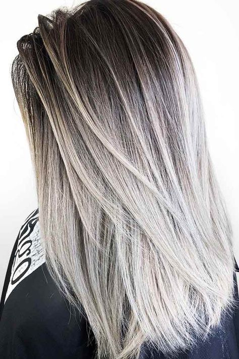 Dark Ash Brown And Cool Dirty Blonde Hair #brunette #blondehair #ombre Silver Ombre Hair, Platinum Blonde Balayage, Brunette Ombre, New Hair Look, Grey Highlights, Brown Ombre Hair, Ombre Hair Blonde, Balayage Blonde, Silver Hair Color