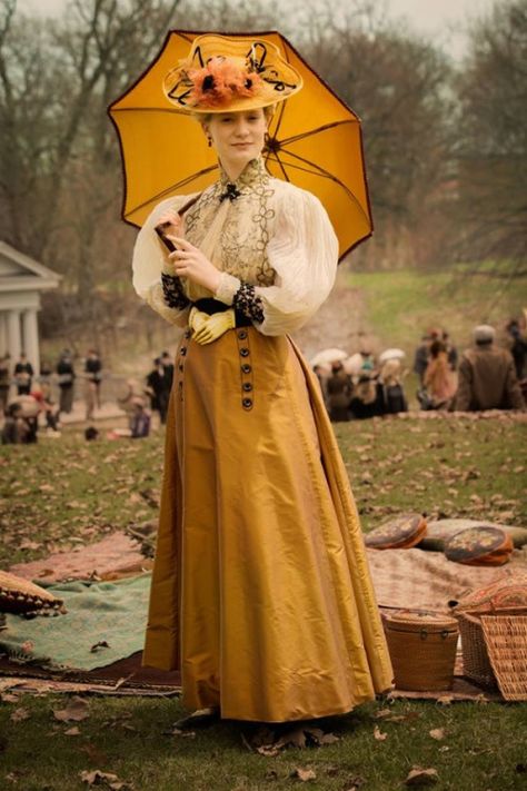 Crimson Peak Movie, Edith Cushing, Victorian Tea Party, Edwardian Blouse, Film Costumes, Doug Jones, Mia Wasikowska, Crimson Peak, Period Clothing