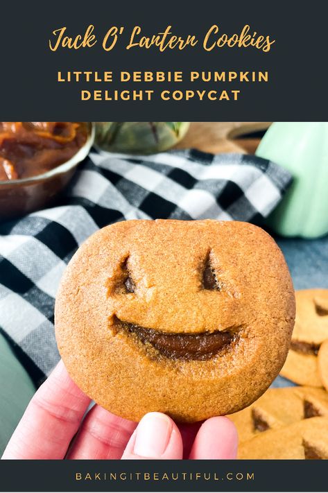 Jack-O-Lantern Cookies Pumpkin Delight Cookies, Jack O Lantern Cookies, Molasses Cookie, Pumpkin Delight, Recipe Baking, Little Debbie, Cookie Spread, Pumpkin Recipes Dessert, Filled Cookies