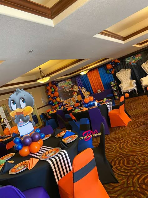 Space Jams Birthday Party, Space Jam Centerpieces Ideas, Space Jam Birthday Party Ideas, Space Jam Gender Reveal Ideas, Space Jam Gender Reveal, Space Jam Balloon Garland, Space Jam Food Ideas, Space Jam Birthday, Space Jam Party Ideas