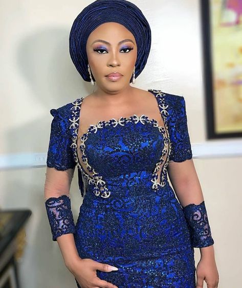 Changing Dresses, Lace Asoebi, Nigerian Party, African Bridesmaid Dresses, African Weddings, Nigerian Lace Styles Dress, Nigerian Lace Styles, African Lace Styles, African Bride