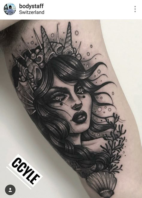 Mermaid Face Tattoo, Lady Face Tattoo, Traditional Tattoo Black And Grey, Mermaid Sleeve Tattoos, Traditional Tattoo Black And White, Traditional Tattoo Woman, Mermaid Face, Siren Tattoo, Mermaid Tattoo Designs