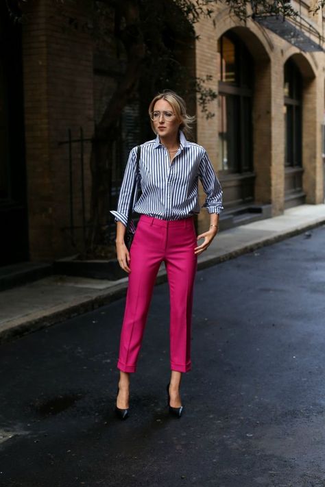 Fall Fuchsia Work Outfit Office, Spring Work Outfits, Summer Work Outfits, Olivia Palermo, Business Outfit, Pink Pants, Casual Work Outfits, Nyc Fashion, Inspired Outfits