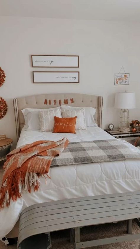 Fall & Halloween Room Decor Ideas! 🎃🎃 fall decor ideas for the home, fall decor, fall aesthetic, fall room aesthetic bedroom, cozy Bedroom Fall Decor, Holiday Room Decor, Autumn Room, Halloween Bedroom Decor, Holiday Bedroom, Cozy Fall Bedroom, Fall Room Decor, Fall Bedroom Decor, Halloween Room Decor