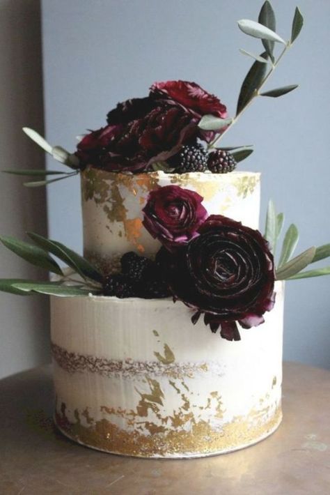 Rustic Burgundy And Blush Wedding Color 7 Gold And Burgundy Wedding, Wedding Cake Centerpieces, Burgundy Wedding Cake, Blush Wedding Cakes, Blush Wedding Colors, Burgundy And Blush Wedding, Cake Simple, Winter Wedding Cake, Fall Wedding Cakes