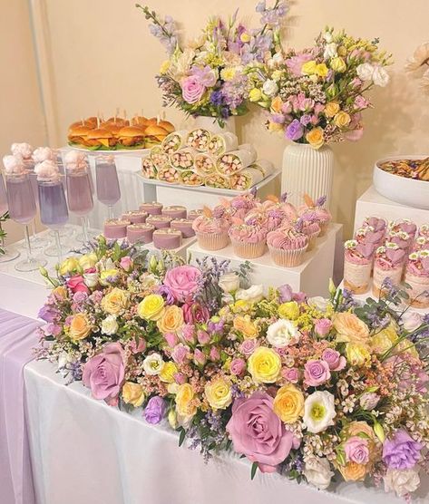 Fairy Flower Birthday Party, Creative Catering Displays, Fairy Desert Table, Fairy Treat Table, Fairy First Birthday Dessert Table, Floral Birthday Party Ideas, Floral Birthday Decor, Fairy First Birthday Party, Bridal Dinner