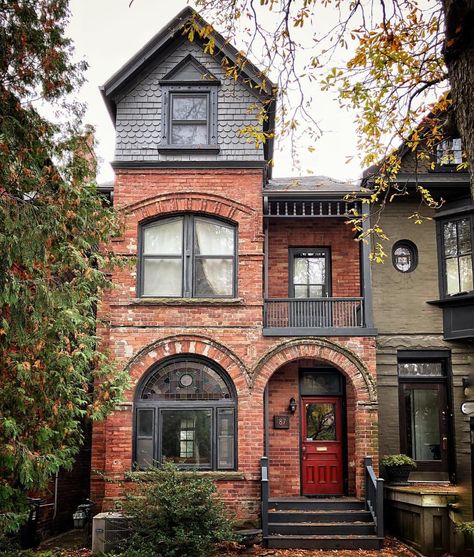 I just love this tall slim house! There was no skimping on details with this beauty! 🥰 #toronto #the6ix #beautifulhouseoldandnew… Old Brick House, Ski Cottage, Home Designs Exterior, Cottage House, Cute House, Home Trends, Dream House Exterior, Sims House, House Goals