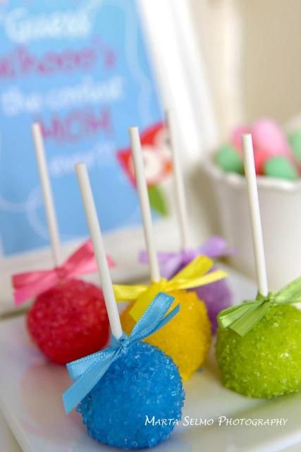 cakepops colors Trolls Cake Pops, Rainbow Birthday Party Cake, Birthday Party Cake Pops, Trolls Cake, Trolls Party, Rainbow Unicorn Party, Trolls Birthday Party, Rainbow Parties, Troll Party