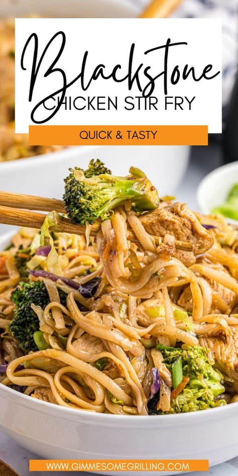 Chicken Stir Fry With Vegetables Blackstone, Blackstone Chicken Stir Fry Recipes, Stir Fry Recipes Blackstone, Blackstone Stir Fry Recipes, Stir Fry Blackstone, Blackstone Meal Ideas, Blackstone Meal Prep, Blackstone Stir Fry, Blackstone Chicken