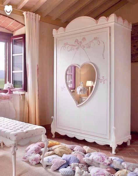 Cute Pink Home Decor, Dream Bedroom Inspiration, Girly Room, Cute Bedroom Decor, Dream House Rooms, Pretty Room, Dream Room Inspiration, Room Makeover Bedroom, Room Makeover Inspiration