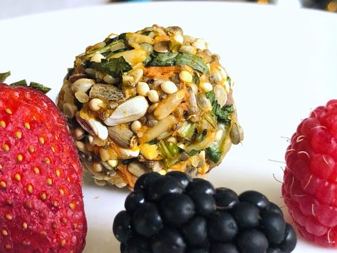 Healthy DIY Nurtiberry Recipe for Parrots Bird Recipes, Diy Parrot, Sweet Potato Crisps, Diy Bird Toys, Seed Balls, Bird Sanctuary, Healthy Seeds, Potato Crisps, Green Veggies