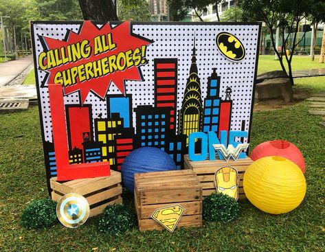 Superhero Birthday Food, Superhero Party Favors, Girl Superhero Party, Comic Party, Superhero Baby Shower, Spiderman Birthday Party, Spiderman Party, Superhero Cake, Birthday Projects