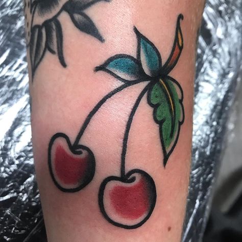 Traditonal Tattoo, Small Traditional Tattoo, Rockabilly Tattoos, Traditional Heart Tattoos, Cherry Tattoo, Apple Tattoo, Strawberry Tattoo, Colour Tattoo, American Traditional Tattoo Ideas