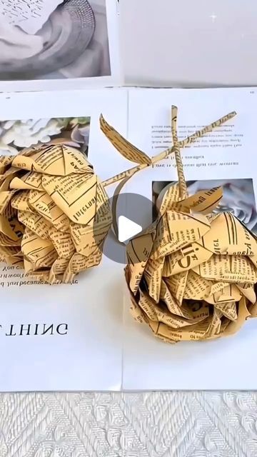 Paper Origami Ideas, Diy Crafts Videos For The Home, Newspaper Art Diy Creative, How To Make Rose With Paper, Rose Craft Ideas, How To Make Roses Out Of Paper, Old Newspaper Crafts, Crafts With Newspaper, New Craft Ideas For 2024