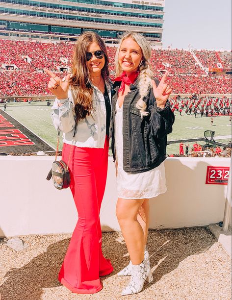 Tech Wear Women, Nfl Game Day Outfit, Texas Tech Game Day, College Football Game Outfit, Rainy Day Dress Outfit, College Football Outfits, Tech Outfit, College Gameday Outfits, College Game Day