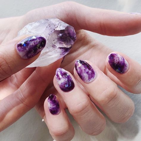 I’ve done so many different amethyst style nails but have always wanted to do some specifically inspired by this special piece, today was… Ongles Goth, Manicure Pictures, Nail Polish Stain, Spring Break Nails, Spring Acrylic Nails, Style Nails, Nail Art Trends, Broken Nails, Galaxy Nails