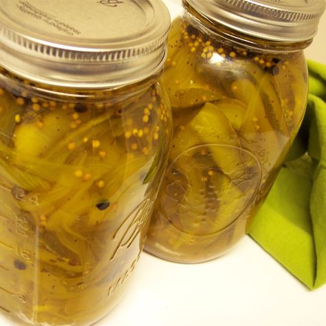 Million Dollar Pickles Million Dollar Pickle Recipe, Million Dollar Pickles Recipe, Million Dollar Pickles, Refrigerator Pickles Dill, Pickle Recipes, Pickles Recipe, Pickling Spice, Pickle Butter, Homemade Pickles