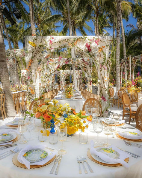 When you take your #wedding palette to the NEXT LEVEL 🤩🧡🩷💙🌴✨ @rodrigomorarm and @michellepourroy completely transformed this seaside venue… | Instagram Simple Wedding Reception Ideas, Wedding Reception Decorations Simple, Indoor Wedding Reception Decorations, Wedding Reception Table Decorations, Wedding Spain, Wedding Palette, Seaside Wedding, Mexico Wedding, Indoor Wedding