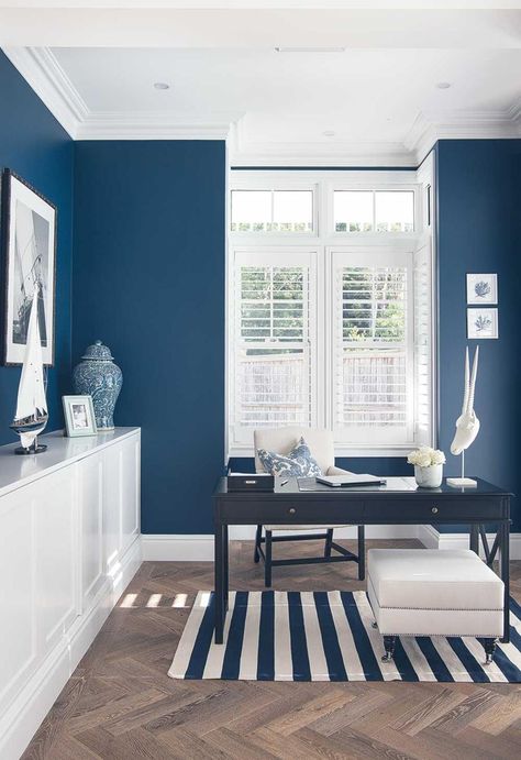 This beautiful home shows how to decorate your home in the Hamptons style with a classic Hamptons kitchen and living room filled with coastal decorating ideas Blue Home Office, French Design Style, Blue Home Offices, Home Office Designs, Hamptons Style Homes, Hamptons Style Home, White Shutters, Navy Walls, French Style Homes