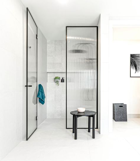 Ideas For A Small Bathroom, Wetroom Ideas, Frosted Glass Shower Door, Glass Bathroom Door, Inspiring Homes, Joinery Design, Frosted Glass Door, Reeded Glass, Contemporary Shower