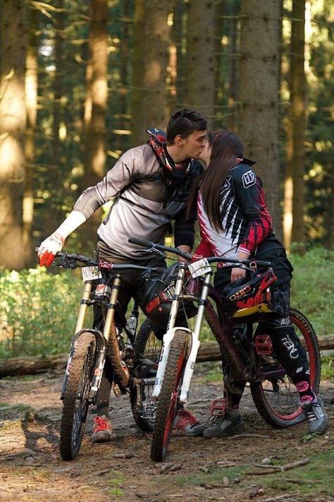 Outdoor Event Ideas, Motorcycle Riding Outfits, Adrenaline Sports, Could Be Us, Activities For All Ages, Bike Riders, Downhill Bike, Downhill Mtb, Biker Love