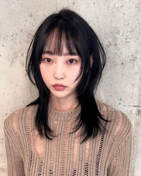 Asian Haircut Inspiration, Japanese Haircut Medium, Japanese Haircut, Japanese Short Hair, Sundress Vintage, Asian Short Hair, Shot Hair Styles, Hair Stylies, Haircuts For Medium Hair