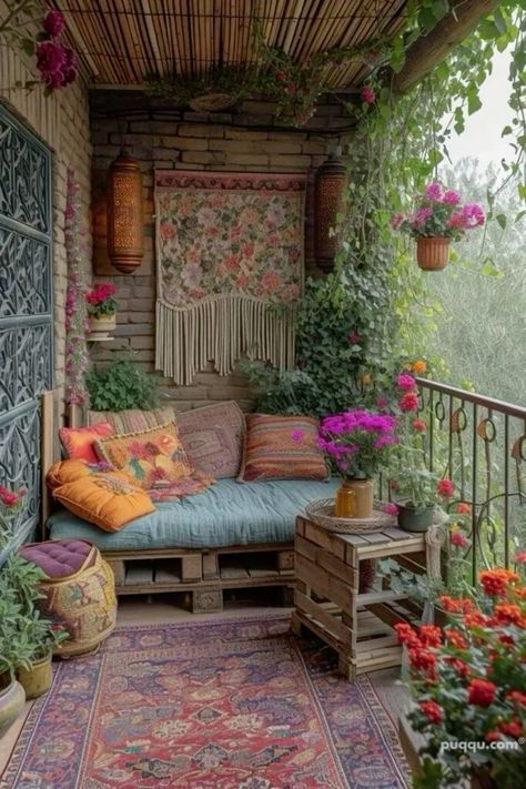 Lots Of Plants, Balkon Decor, Balcony Design Ideas, Small Balcony Design, Dream House Rooms, Balcony Design, Dream Room Inspiration, Dream House Interior, Apartment Balconies