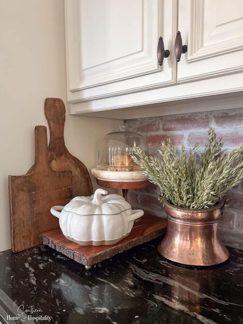 Kitchen Island Decor For Fall, Transitional Kitchen Counter Decor, Fall Countertop Decor Kitchen, Organic Fall Decor, Fall Island Centerpiece Ideas, Kitchen Counter Tray Decor, Fall Island Decor, Kitchen Centerpiece Ideas, Fall Kitchen Countertop Decor