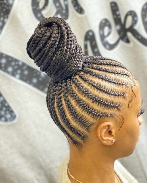 This braided top bun is a perfect go to style for the winter months. Follow our board Braided Crown for more styles like this. Cornrows Natural Hair, Black Kids Braids Hairstyles, Cornrow Ponytail, Ghana Weaving, Braided Hairdo, Big Box Braids Hairstyles, Feed In Braids Hairstyles, Braided Styles, African Hair Braiding Styles