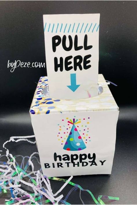 Diy 20th Birthday Gifts, Packing Money Gift, Money Roll Gift Ideas, How To Make A Money Box For Birthday, Money Gifts For Teenagers Birthday, Diy Money Gift Box Ideas, How To Pack Money As A Gift, Tissue Box Money Gift Dollar Bills, Money Tissue Box Gift Diy