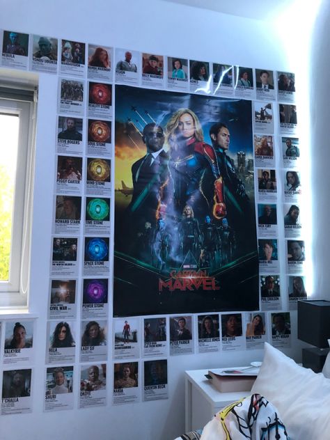 Marvel Aesthetic Room Decor, Marvel Poster Wall Bedroom, Marvel Posters Aesthetic Wall, Marvel Bedroom Aesthetic, Marvel Posters Room Decor, Marvel Bed Room, Aesthetic Marvel Room Decor, Marvel Room Aesthetic, Deco Marvel