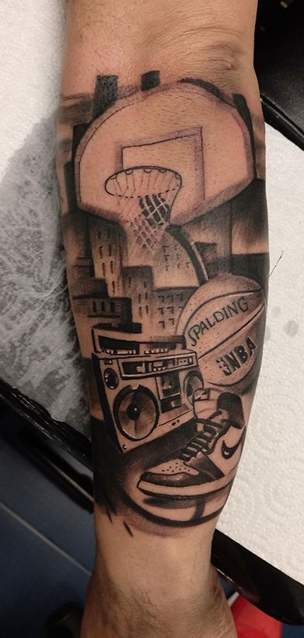 Basketball Street, Arm Tattoos Lettering, Jordan Tattoo, Basketball Tattoos, Arm Tattoos For Guys Forearm, Black Men Tattoos, Tiger Tattoo Sleeve, Tattoo Ideas Males, Madrid Tattoo