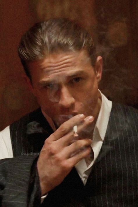 Charlie Hunnam Papillon, Blonde Man Aesthetic, Charlie Hunnam Aesthetic, Tom Hardy Aesthetic, Jax Sons Of Anarchy, Jax Teller, Blonde Guys, Charlie Hunnam, The Perfect Guy