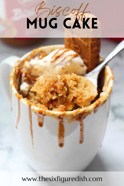 Calling all cookie butter lovers! This easy recipe for lotus biscoff mug cake is an absolute must try. #biscoffrecipes #mugcakerecipes #lotusbiscoffcake #cookiebutter Recipes Mug Cake, Biscoff Mug Cake, Cookie Butter Cake, Mugcake Recipe, Small Batch Desserts, Mug Desserts, Biscoff Recipes, Night Cravings, Microwave Cake