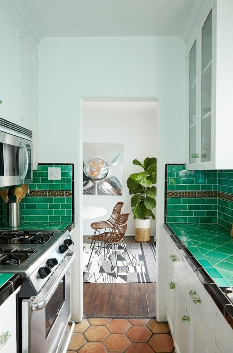 California Bungalow Style Interiors, Green And White Kitchens, Bungalow Style Interior, Spanish Bungalow Kitchen, Hollywood Bungalow, Spanish Style Bathrooms, Kitchen Moodboard, Contemporary Style Kitchen, Bungalow Kitchen