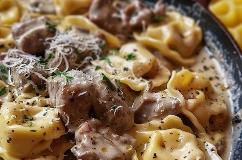 Beef Beef And Parmesan Tortellini, Steak And Tortellini Recipes, Beef Tortellini Recipes, Parmesan Tortellini, Beef Tortellini, Cheesy Tortellini, Garlic Parmesan Sauce, Dinner Rotation, Tortellini Recipes