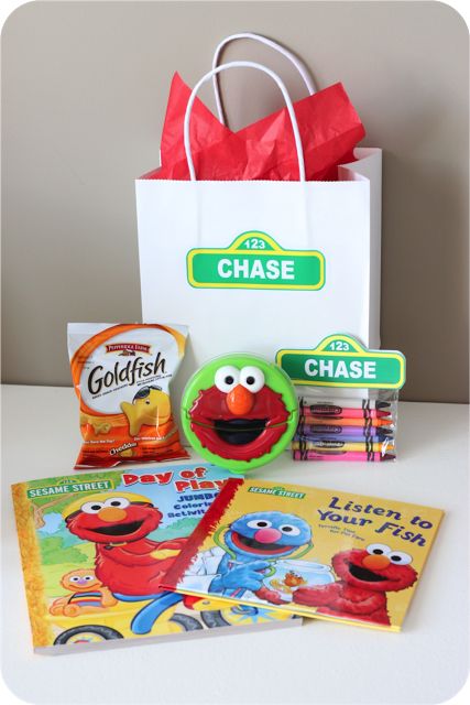 Elmo Party Ideas Blog Elmo Loot Bag Ideas, Sesame Street Gift Ideas, Sesame Street Loot Bag Ideas, Sesame Street Party Favors Goody Bags, Elmo Goodie Bag Ideas, Sesame Street Goodie Bags, Sesame Street Goodie Bag Ideas, Elmo Party Favors, Elmo Decorations