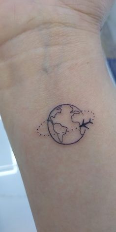 World Map Tattoo Inner Arm, Simple Tattoos Travel, Globe And Plane Tattoo, Plane Around The World Tattoo, Positivity Tattoo For Women, Tattoo Ideas For Travelers, Cute Best Friend Tattoos Meaningful, Simple Travel Tattoo, World Tattoos For Women