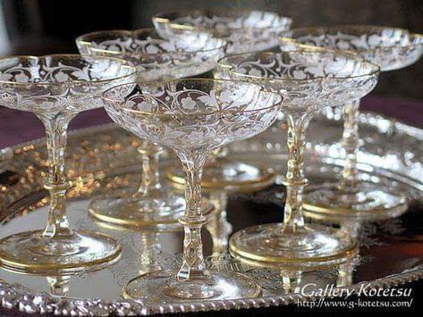 Target Place, Vintage Wine Glass, Champagne Coupe Glasses, Luxury Tableware, Crystal Stemware, Crystal Glassware, Vintage Dinnerware, Champagne Glasses, Vintage Crystal