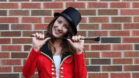 This is a guide to making a DIY ringleader costume. Learn how to make a circus ringleader costume for Halloween with this step-by-step tutorial. Diy Ringmaster Costume Women, Ringmaster Costume Diy, Ring Master Costume Diy, Diy Ring Master Costume Women, Diy Ringleader Costume Women, Diy Lion Tamer Costume Women, Ringleader Costume, Diy Magician Costume, Ring Master Costume