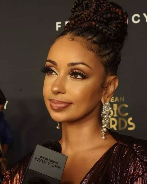 #SwagHerAppreciationPost Today's appreciation is for the lovely #MelaniniQueen #Singer #SongWriter #Actress #Mya Mya Marie Harrison, known simply as Mya, is a multi-talented American singer, songwriter, and actress. 🎤 Born on October 10, 1979, in Washington, D.C., Mya's career has been nothing short of remarkable, spanning over two decades. 🌟 #RhythmAndSoul 🎶 Mya's soulful voice and mesmerizing R&B hits have captivated audiences worldwide. With chart-topping tracks like "Case of the Ex," "M... Mya Core, Mya Harrison, Glossy Lips Makeup, Caribbean Music, For The Culture, Photo Grouping, Celebrity Trends, Glossy Lips, Love And Respect