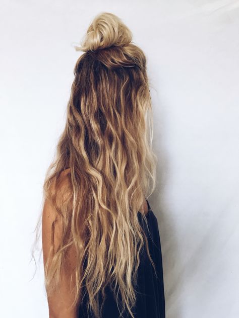 Long hair, blonde, curly wavy, natural  kcdoubletake.com Fine Haircuts, Eye Creams, Beauty Tricks, Long Blonde, Short Hairstyle, Skateboarder, Long Hair Girl, Good Hair Day, Long Blonde Hair