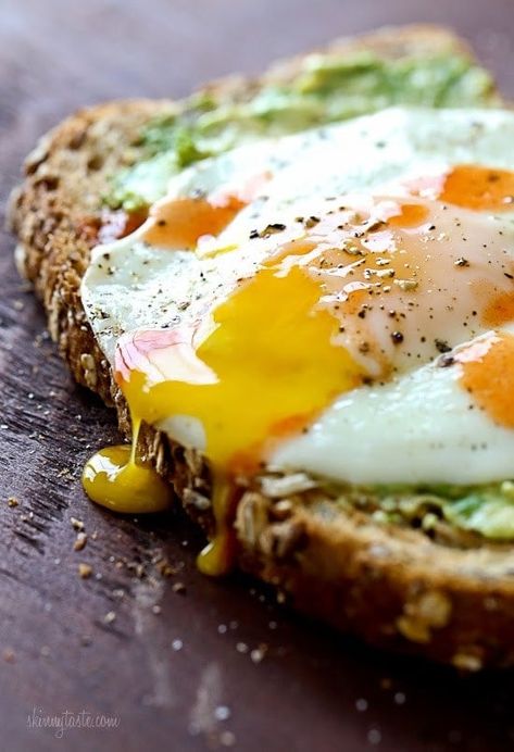 Top 25 Most Popular Skinnytaste Recipes 2015 Avocado Toast Egg, Eat Seasonal, Egg Muffins, Skinny Taste Recipes, Dinner Appetizers, Minced Meat, Toast Recipes, Sriracha, Weight Watchers Meals