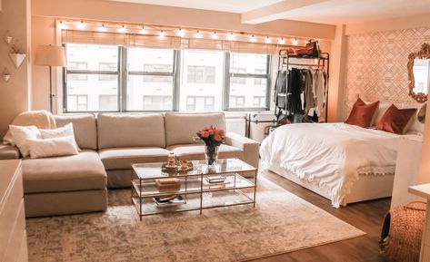 Studio Apartment Sectional, Couch Facing Bed Studio, Sectional Sofa Studio Apartment, Studio Apartment Big Windows, Studio Apartment With Big Windows, Grad School Apartment, Studio Apartment With Dark Floors, Apartamento New York, School Apartment