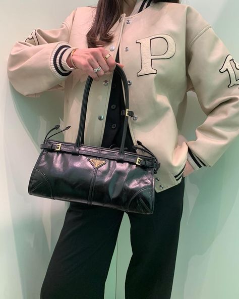 Let’s talk about Spring Styling ☀️ DM us for new collections 📸 @limelightnova #pradabag #pradajacket #pradaskirt #pradatop #pradacrochetbag Prada Skirt, Spring Styling, Prada Jacket, Prada Top, Prada Bag, Crochet Bag, Instagram Feed, Talk About, Spring Fashion