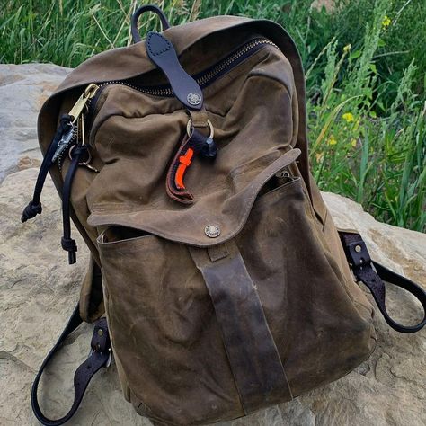 Filson Journeyman, Filson Bags, Mens Camping, Bushcraft Camping, Camping Bag, Bags Aesthetic, Camping Survival, Tactical Gear, Bagpack