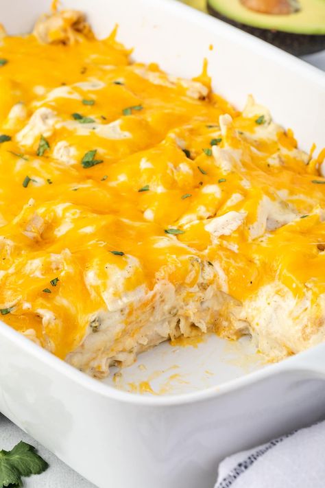 Sour Cream Enchilada Casserole – State of Dinner Sour Cream Enchilada Casserole, Mexican Chicken Dinner, Creamy Chicken Enchilada Casserole, Baked Creamy Chicken, Sour Cream Chicken Enchilada Casserole, Salsa Verde Chicken Enchiladas, Best Chicken Casserole, Sour Cream Enchiladas, Chicken Enchilada Casserole Recipe