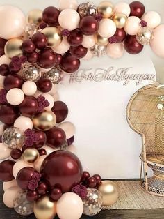 Wine Backdrop, Burgundy And Gold Balloon Garland, Maroon And White Balloon Arch, Maroon Balloon Arch, Burgundy White And Gold Balloon Arch, Burgundy Balloon Garland, Burgundy Gold Backdrop, Quinceanera Entrance, Thanksgiving Home Decorations